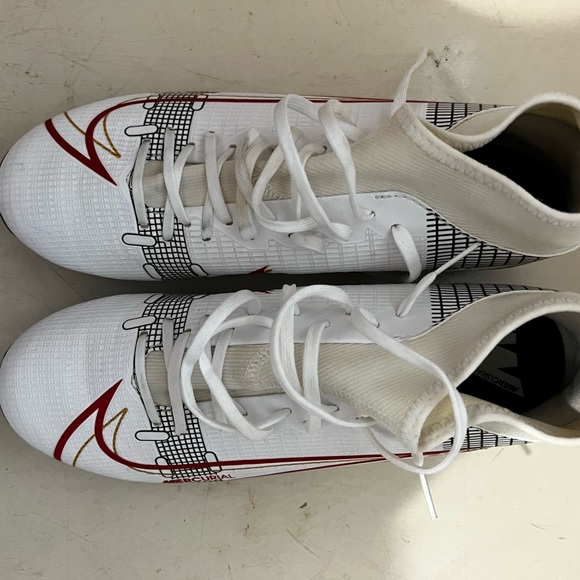 Nike Mercurial Soccer Cleats Sz 41 - Picture 8 of 16